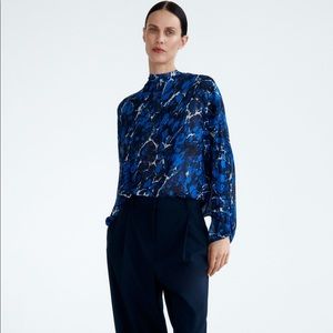 ZARA PRINTED BLOUSE WITH BOW BLUE BRAND NEW WITH TAGS SMALL